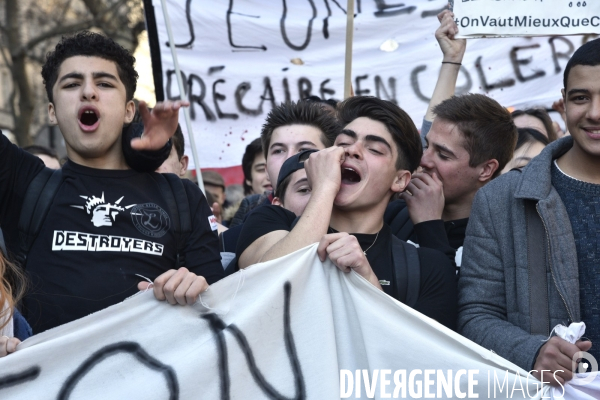 Mobilisation lycéenne et étudiante contre le projet de la loi Travail El Khomri.