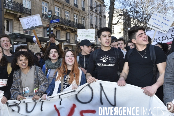 Mobilisation lycéenne et étudiante contre le projet de la loi Travail El Khomri.