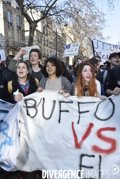 Mobilisation lycéenne et étudiante contre le projet de la loi Travail El Khomri.