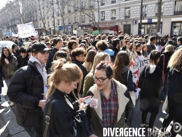 Mobilisation lycéenne et étudiante contre le projet de la loi Travail El Khomri.