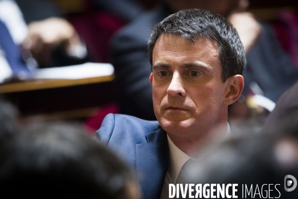 Manuel Valls au Sénat.