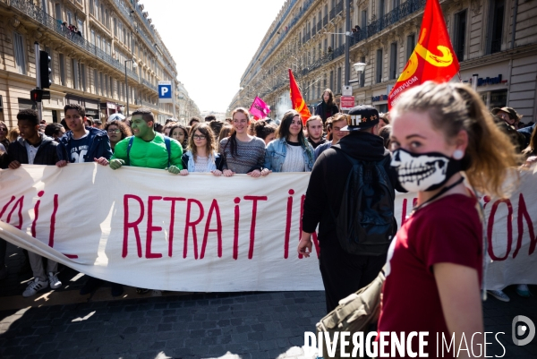 Manifestation étudiante contre la loi el khomri à Marseille