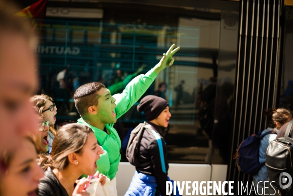 Manifestation étudiante contre la loi el khomri à Marseille