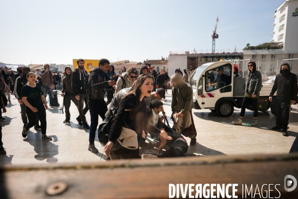 Manifestation étudiante contre la loi el khomri à Marseille