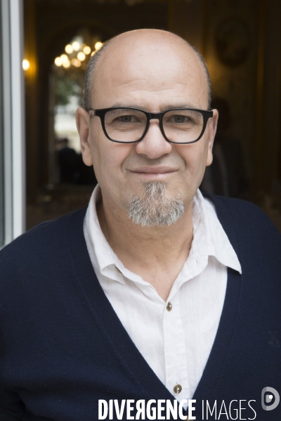 Cherif ouazani presente son nouveau livre