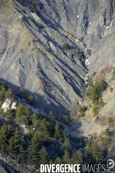 Chemin du Recueillement sur le site du crash de la Germanwings 1 an après.