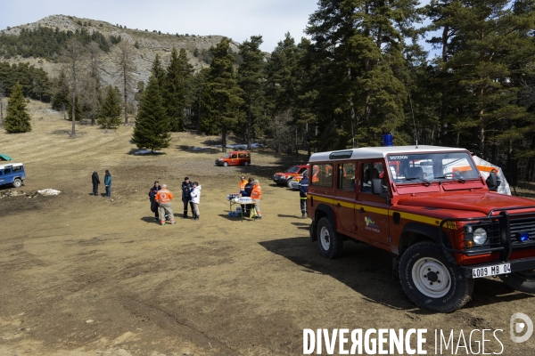 Chemin du Recueillement sur le site du crash de la Germanwings 1 an après.