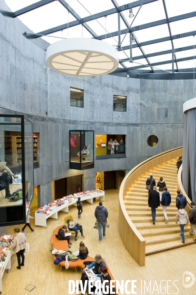 Mars2016. Mediatheque Oscar Niemeyer au Volcan du Havre