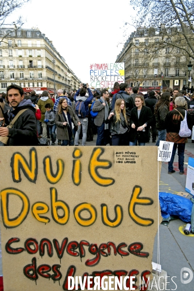 Nuit Debout, place de la Republique.Appel a la convergence des luttes