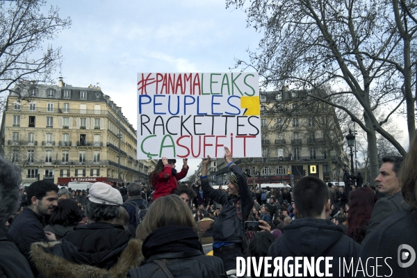 Nuit Debout, place de la Republique.