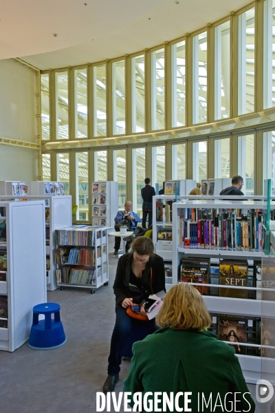 La mediatheque de la Canopee au forum des halles