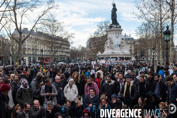 Nuit debout, République