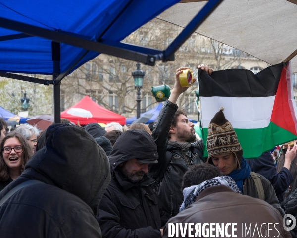 Place de la République, le mouvement Nuit Debout