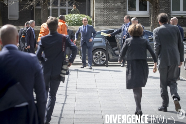 François Hollande visite l Institut du Cerveau et de la Moelle épinière ICM, hôpital Pitié-Salpêtrière