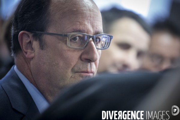 François Hollande visite l Institut du Cerveau et de la Moelle épinière ICM, hôpital Pitié-Salpêtrière