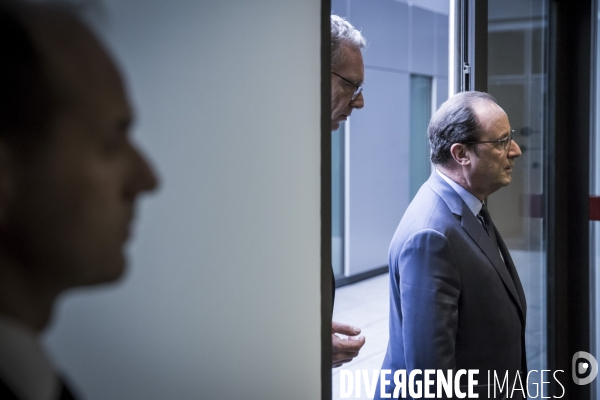 François Hollande visite l Institut du Cerveau et de la Moelle épinière ICM, hôpital Pitié-Salpêtrière