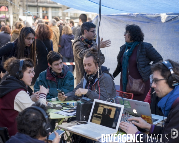 Nuit Debout place de la République à Paris.