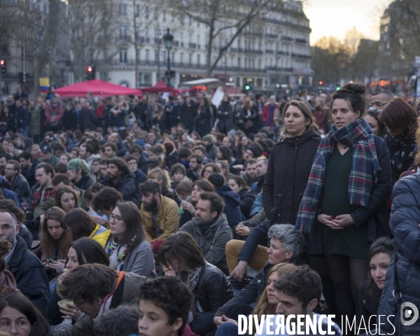 Nuit Debout place de la République à Paris.