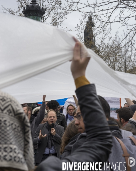 Nuit Debout place de la République à Paris.