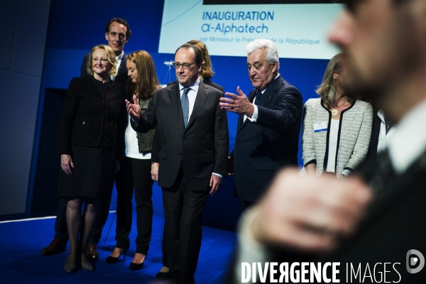 F. Hollande visite l entreprise Plastic Omnium.