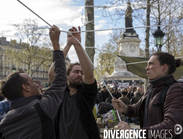 Nuit Debout place de la République à Paris.