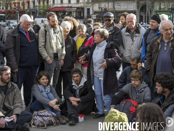 Nuit Debout place de la République à Paris.