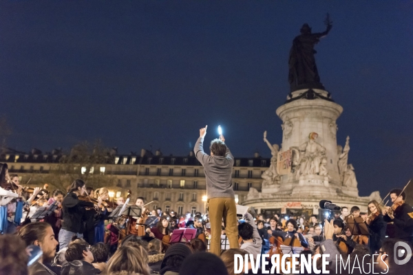 Nuit debout : orchestre debout