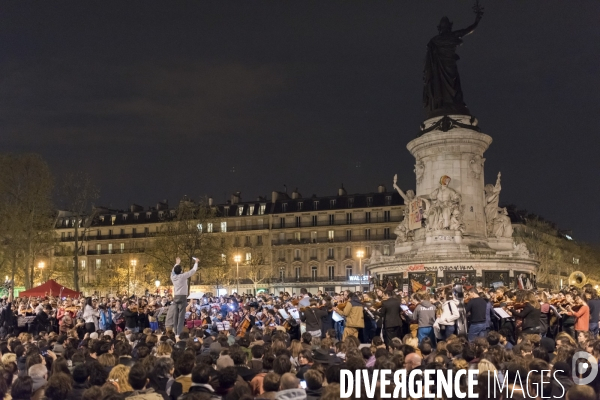 Nuit debout : orchestre debout