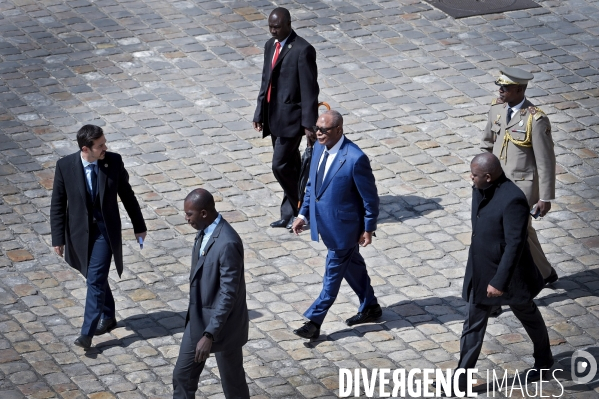 Hommage national aux Invalides pour les trois soldats morts au Mali