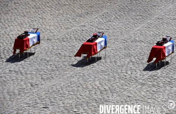 Hommage national aux Invalides pour les trois soldats morts au Mali