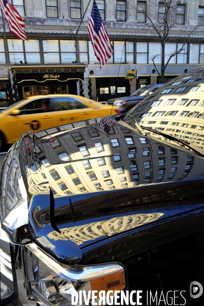 Retour a Manhattan # 02.Taxi jaune versus  grosse suburban noire Uber