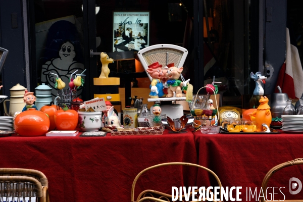 Marché aux puces de la porte de Saint-Ouen