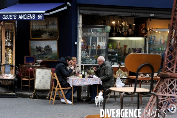 Marché aux puces de la porte de Saint-Ouen