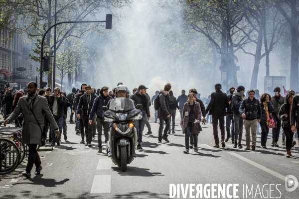 Manifestation contre la loi travail et violences, Paris.