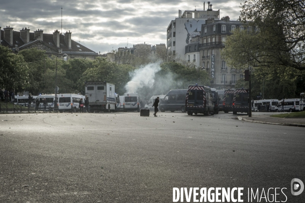 Manifestation contre la loi travail et violences, Paris.