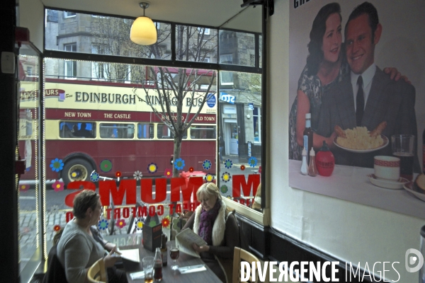Edimbourg.Mums, restaurant au decor vintage qui sert une bonne cuisine ecossaise ,comme chez maman, a des prix raisonnables
