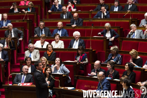 Questions au gouvernement à l Assemblée Nationale.