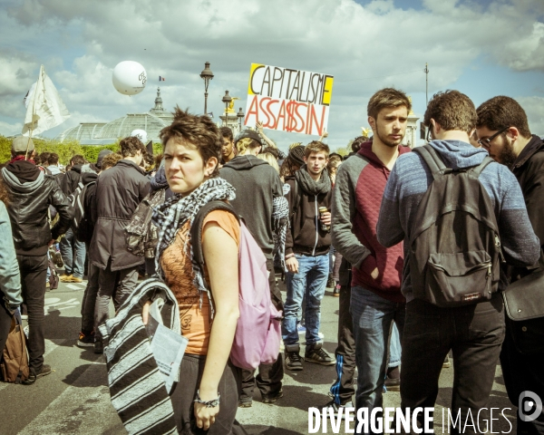 Meeting aux Invalides contre la loi travail